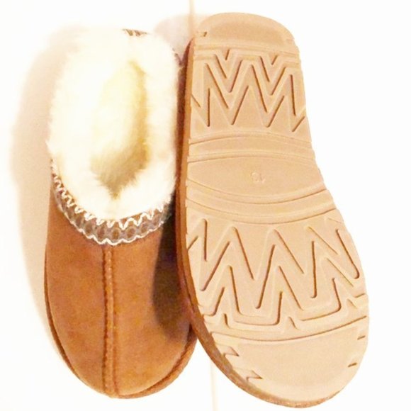 Slippers girls sizes 13M or 1M new Zune man made materials faux fur lined - Picture 4 of 5